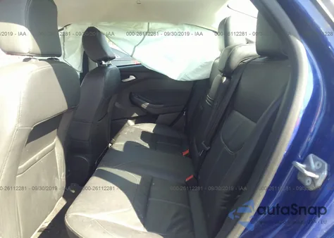 2015 Ford Focus Se z USA, uszkodzony, nr VIN 1FADP3F27FL333607